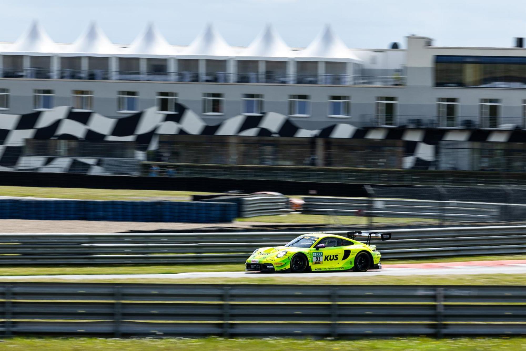 Hotel Motorsport Arena Oschersleben Ngoại thất bức ảnh